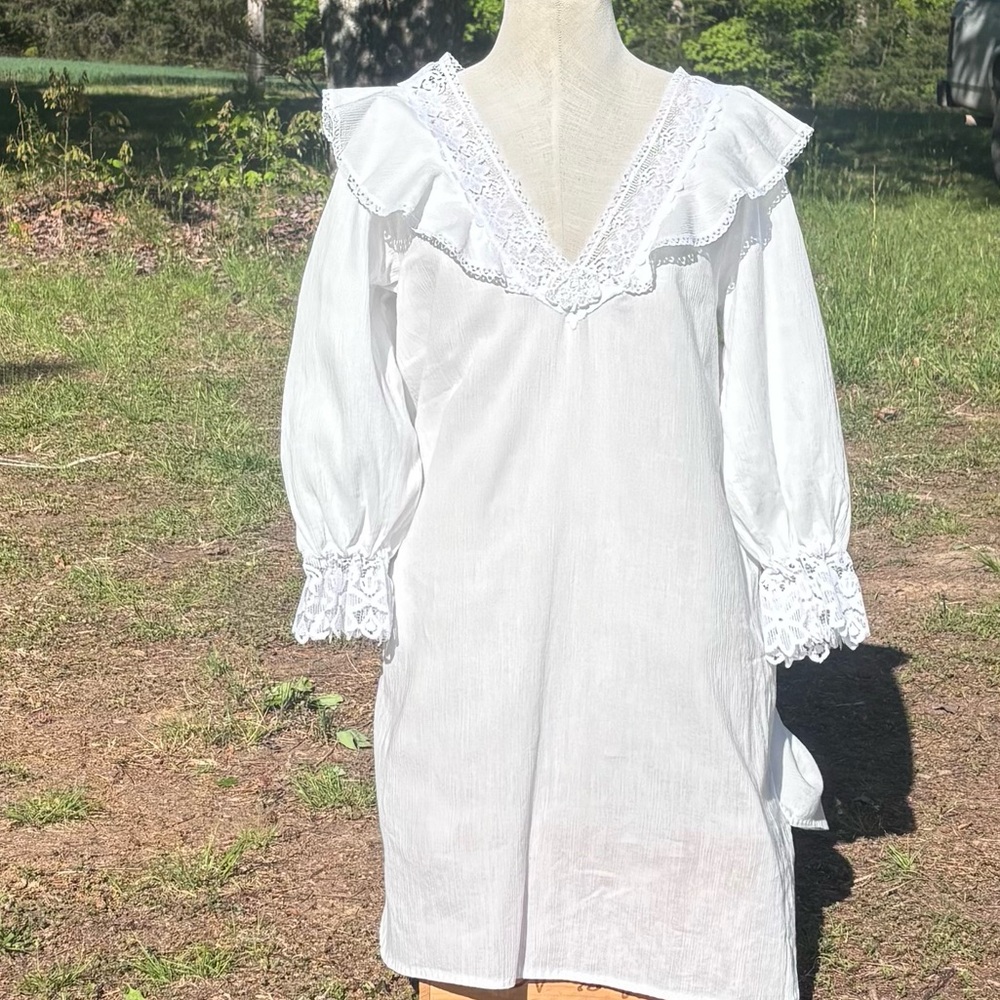 Vintage Appel Cotton Victorian/Prairie Style Lingerie/ Dress!